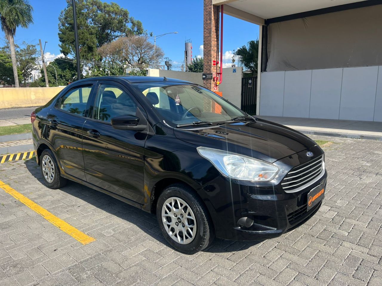 Ka+ Sedan 1.0 SE/SE PLUS TiVCT Flex 4p