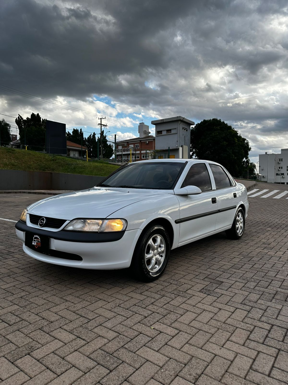 Vectra GLS/Expres.2.2/ 2.0 e 2.0 CD 8V